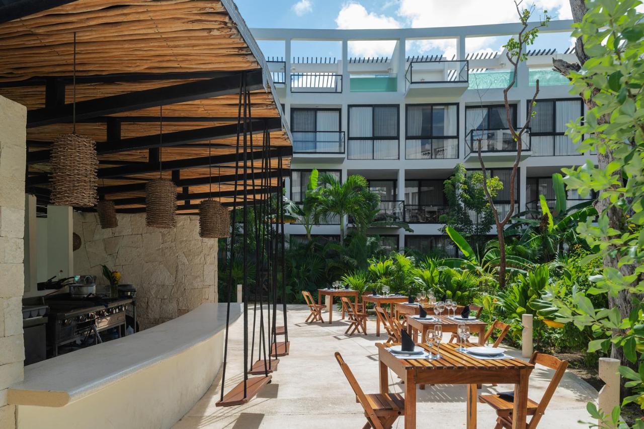 The Waves Tulum Hotel Exterior photo